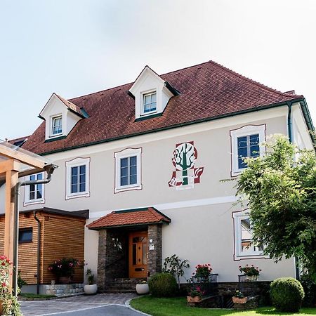 Bauernhof Zoller Villa Hartmannsdorf Bagian luar foto