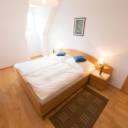 Bauernhof Zoller Villa Hartmannsdorf Bagian luar foto